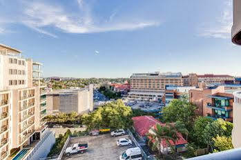 Aparthotel Hillcrest Brisbane